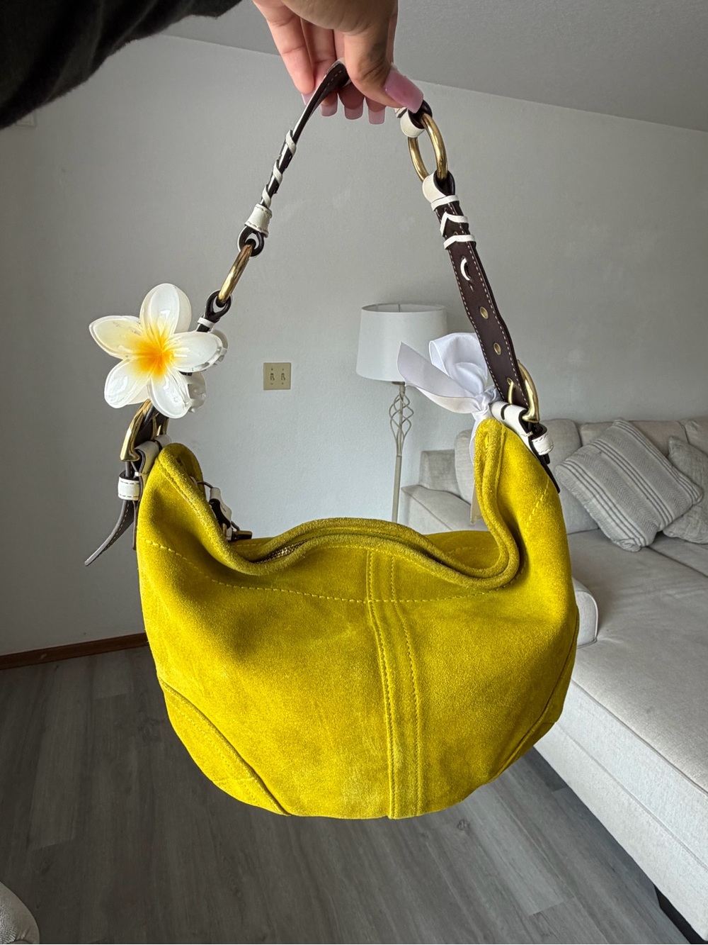 Vintage Y2K Coach Yellow Suede Soho Hobo Bag ☀️ - Picture 3 of 9